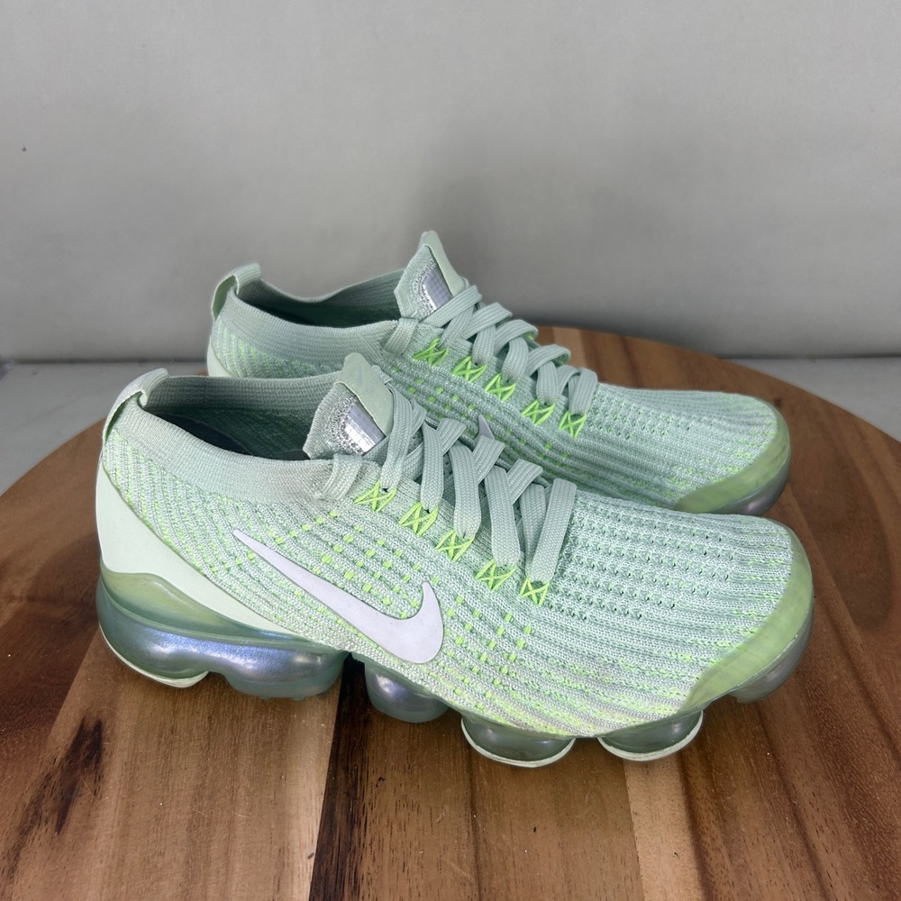 Nike Air VaporMax 3.0 Barely Volt Womens Running Shoes AJ6910-300 Size 7